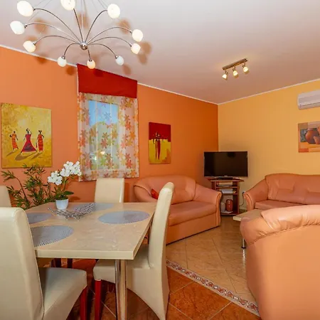 In 41531 Апартаменты Драмаль